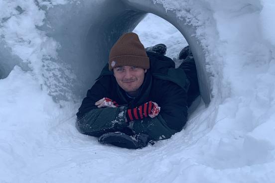 David in snow tunel