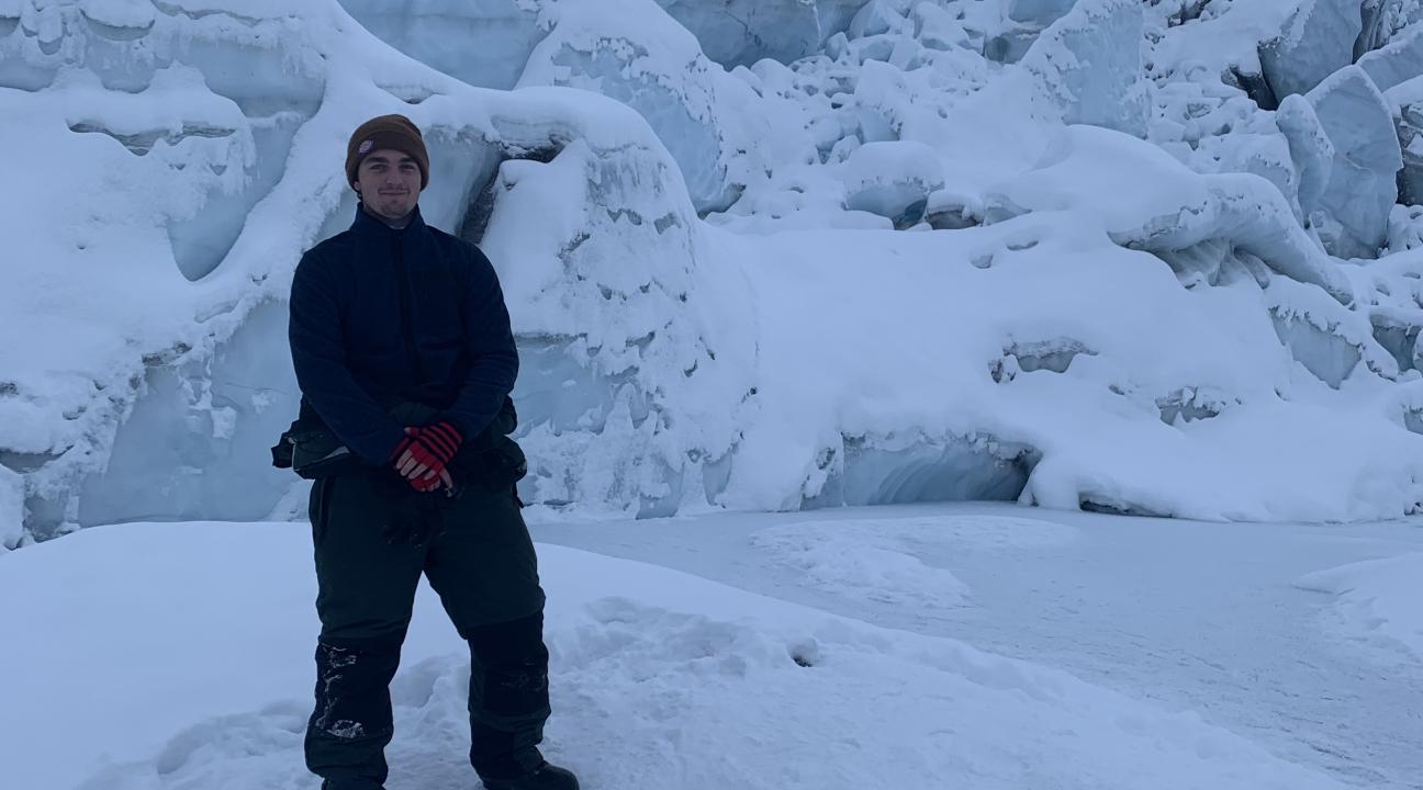 David in Snow