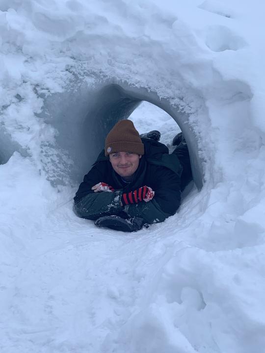 David in snow tunel